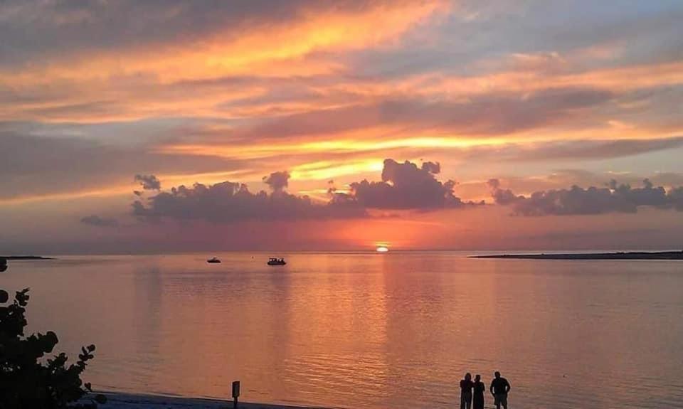 Welcome To The Paradise Fort Myers Beach Exteriör bild